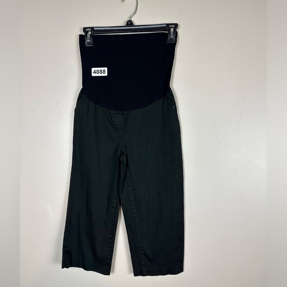 Motherhood Pants - Motherhood maternity small. Black capri 14” waisit 5-1:2 rise  17-1:2 length